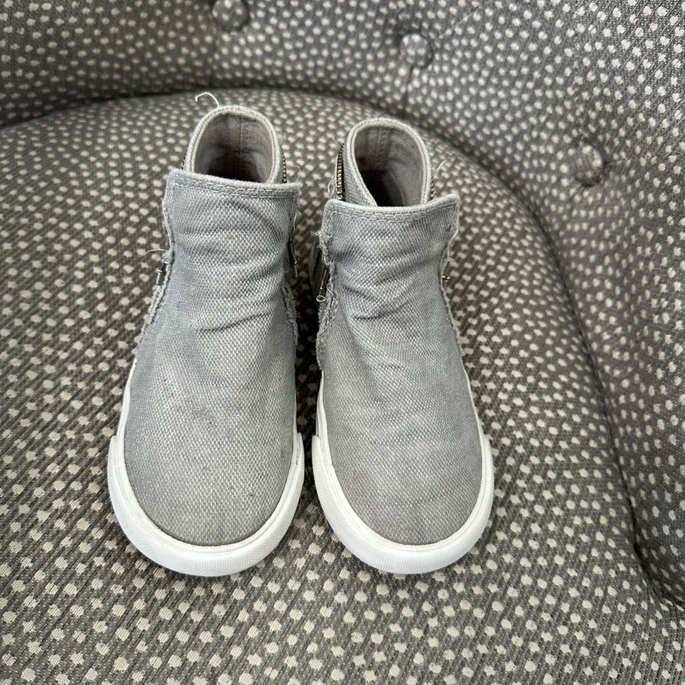 Blowfish T9 Gray Shoes